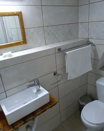 To Konatzi Tis Maroulas Kyperounda