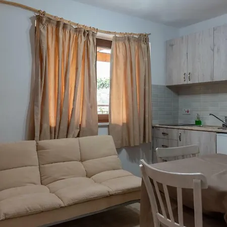 To Konatzi Tis Maroulas Apartment Kyperounda