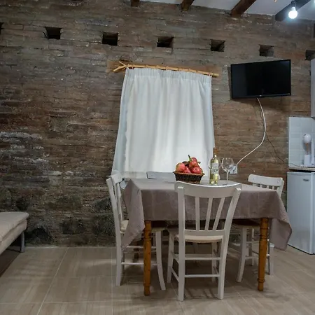 Apartment To Konatzi Tis Maroulas
